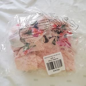 Torrid size 6 (30/32) floral thong